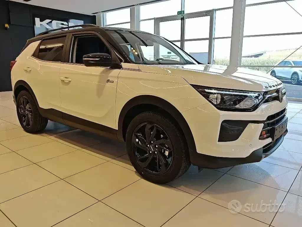 Nuova KGM Korando 163 CV (119 kW) 2026 Bianco SUV