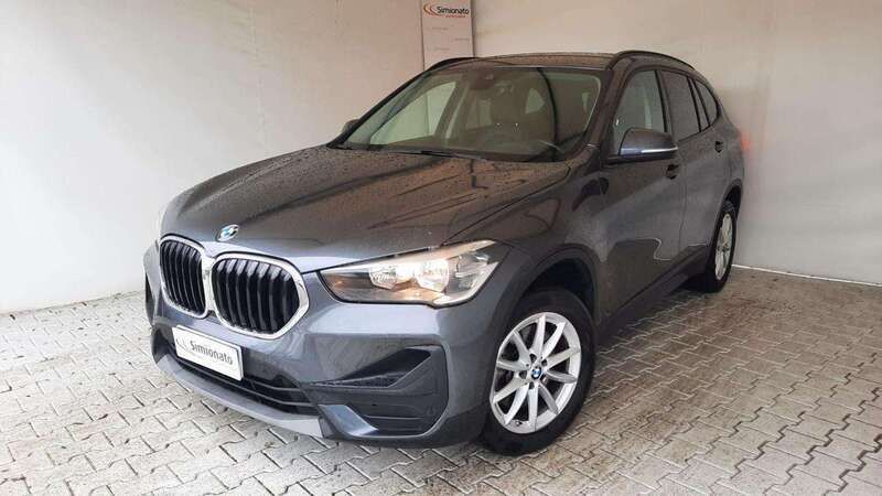 Grigio Usata 2021 BMW X1 Advantage SUV | 25.450 € (Buon prezzo) - Immagine 1/4