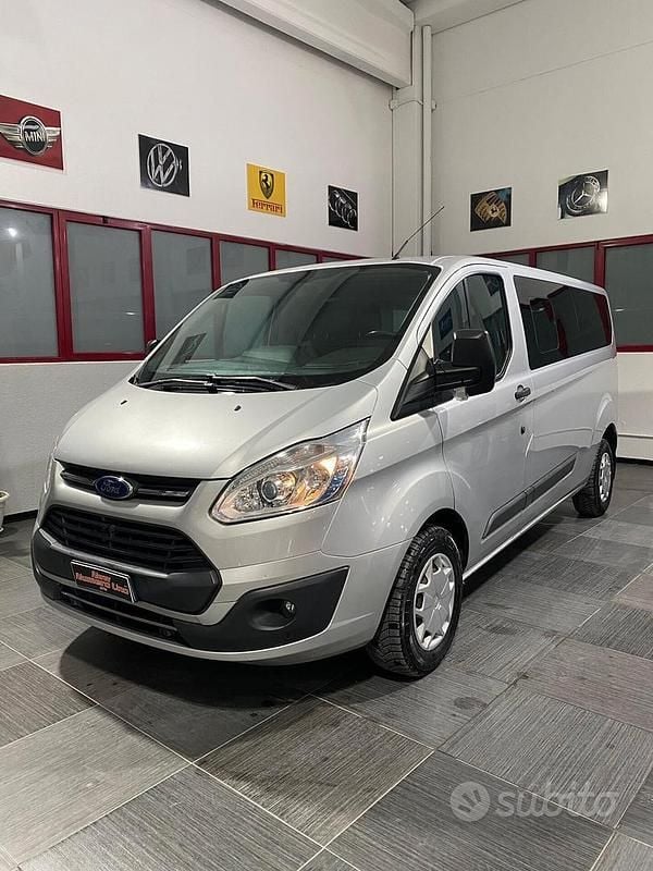 Usata Ford Transit Custom Trend 130 CV (95 kW) 2018 Grigio Station wagon