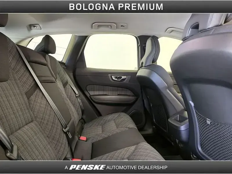 Occasion Volvo XC60 Core 197 ch (144 kW) 2023 Bleue SUV
