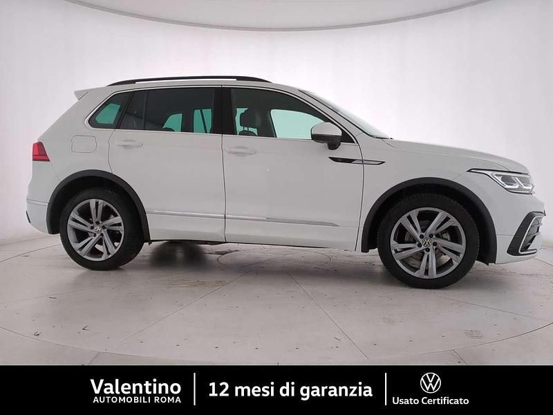 Usata VW Tiguan R-line 150 CV (110 kW) 2023 Bianco SUV