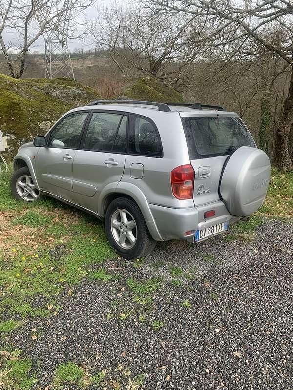 Usata Toyota RAV4 Sol 150 CV (110 kW) 2001 SUV