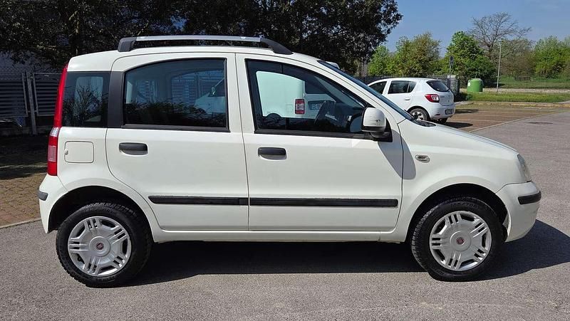 Usata Fiat Panda Dynamic 60 CV (44 kW) 2010 Utilitaria
