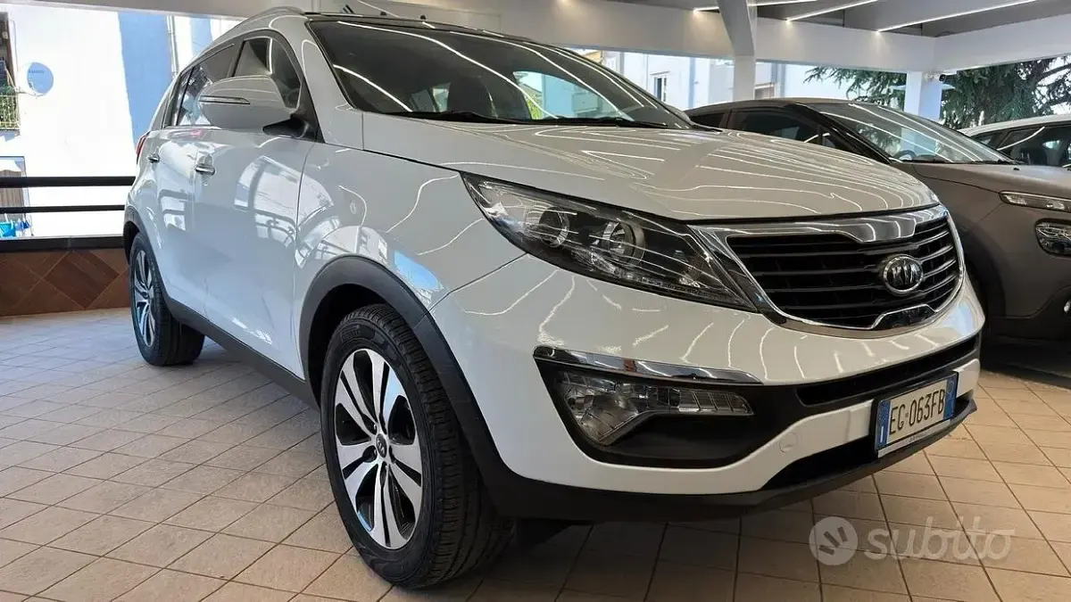 Begagnad Kia Sportage 116 HK (85 kW) 2011 Vit SUV
