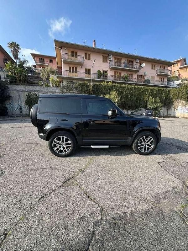 Occasion Land Rover Defender HSE Dynamic 249 ch (183 kW) 2022 Noir SUV