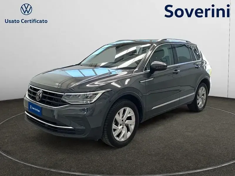 Usado VW Tiguan Life 150 CV (110 kW) 2023 SUV