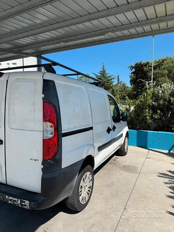 Usata Fiat Doblò 2009 Bianco Monovolume