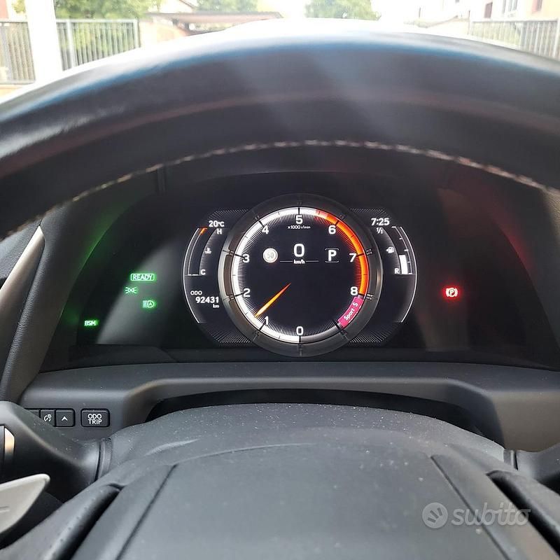 Usata Lexus ES300H Sport Line 178 CV (130 kW) 2021 Grigio Berlina