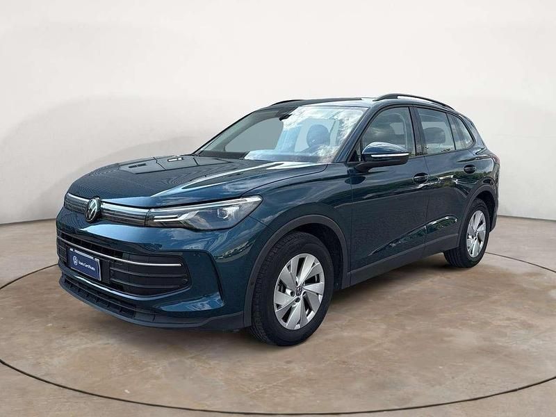 Usata VW Tiguan Life 150 CV (110 kW) 2024 Blu/azzurro SUV