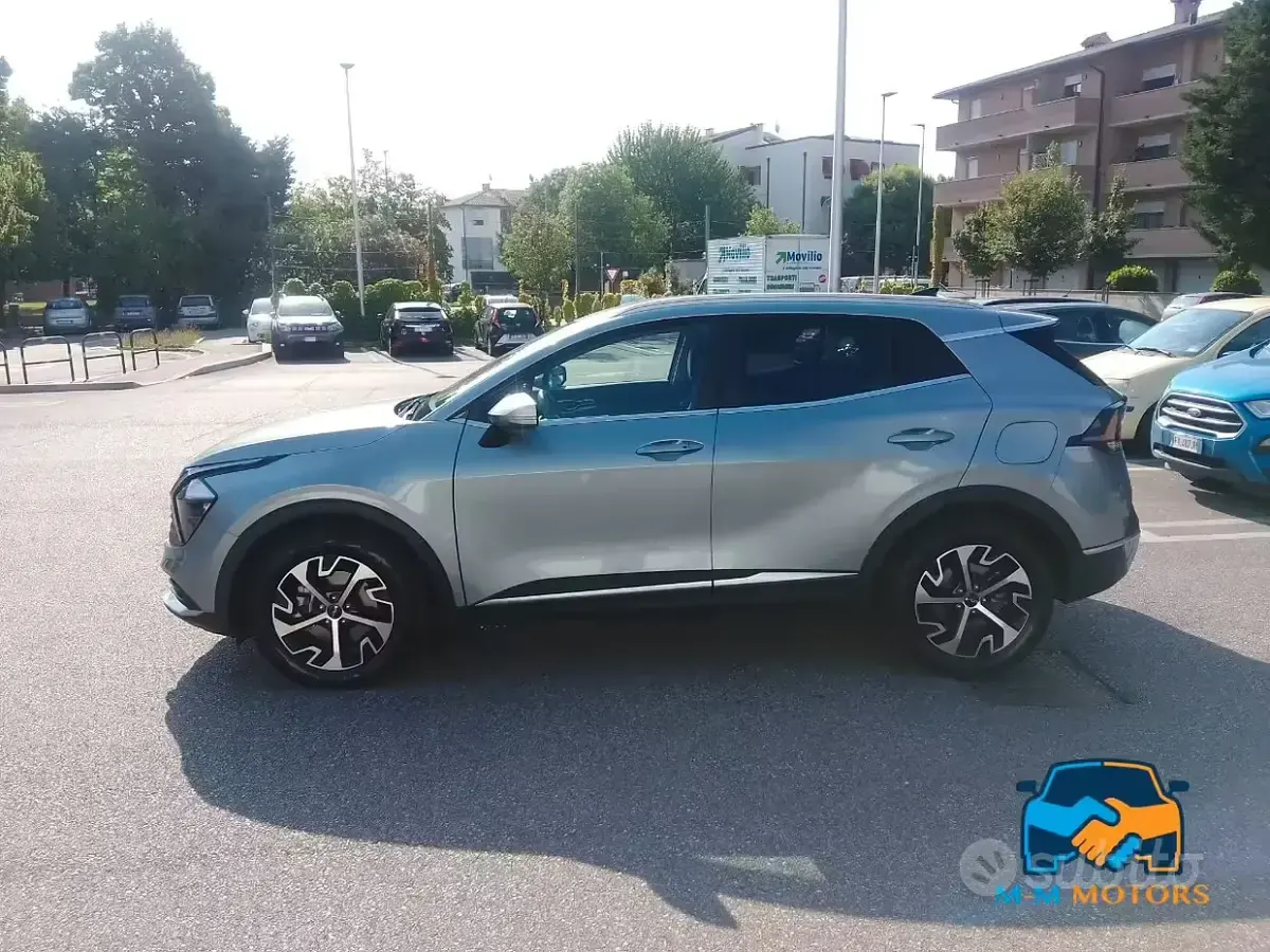 Usata Kia Sportage Style 179 CV (131 kW) 2024 Grigio SUV