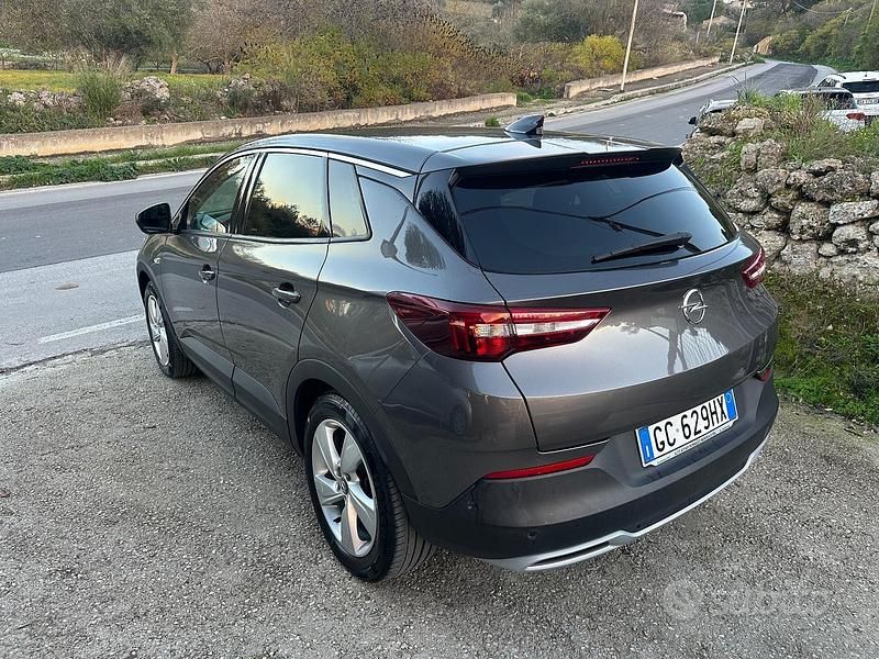 Usata Opel Grandland X 130 CV (95 kW) 2020 Marrone SUV