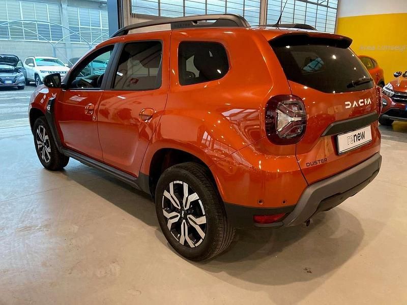 Usata Dacia Duster Prestige 91 CV (66 kW) 2023 Arancione SUV