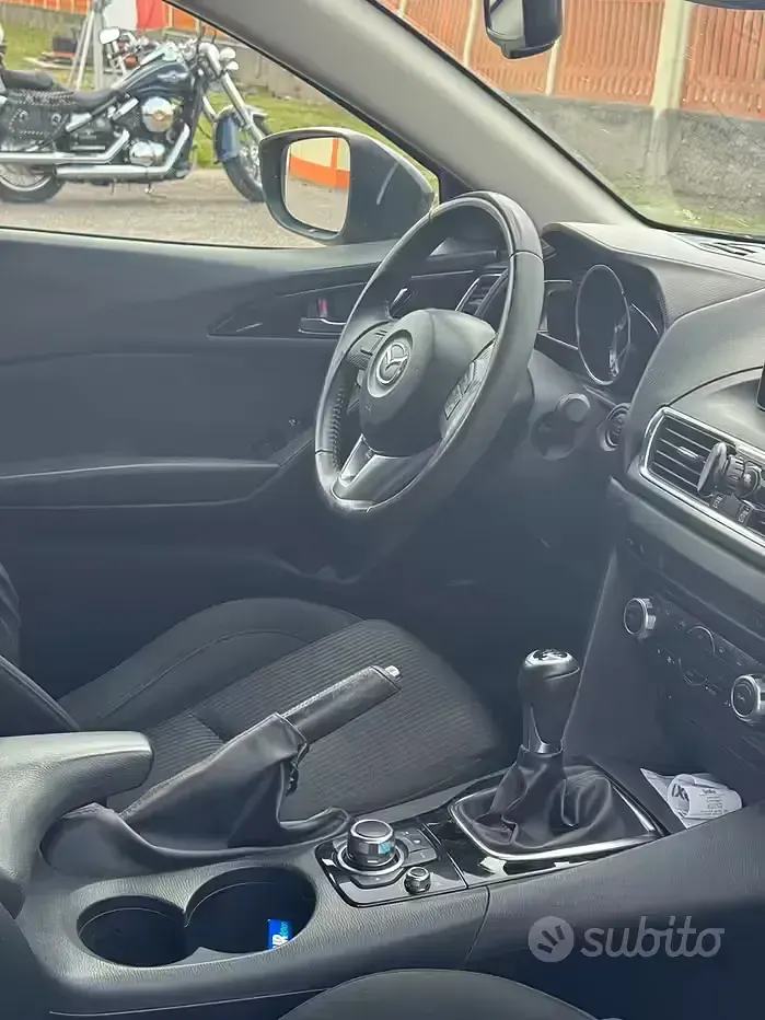 Usata Mazda 3 150 CV (110 kW) 2014 Nero Berlina