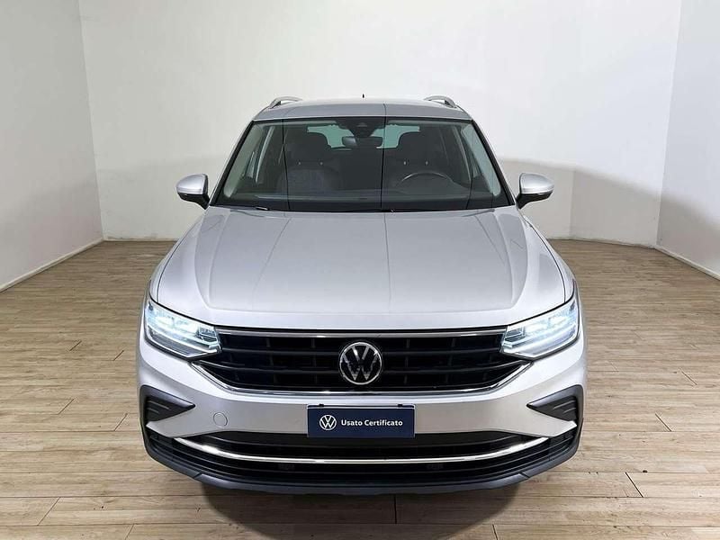 Usata VW Tiguan Life 150 CV (110 kW) 2023 Argento SUV