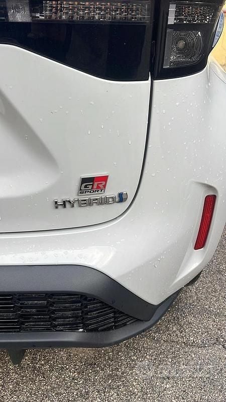Usata Toyota Yaris Cross 130 CV (95 kW) 2023 Bianco SUV