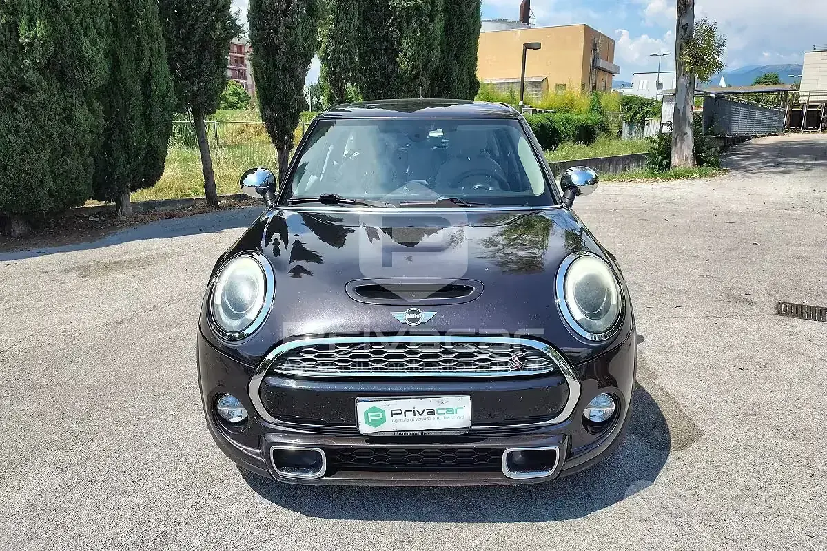 Usata Mini Cooper SD Business 170 CV (125 kW) 2015 Marrone Utilitaria