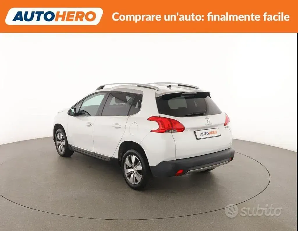 Usata Peugeot 2008 Allure 92 CV (67 kW) 2015 Bianco SUV