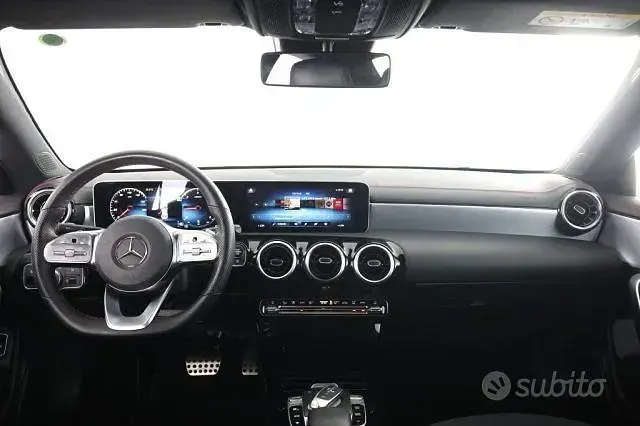 Usata Mercedes CLA180 Premium 116 CV (85 kW) 2020 Grigio Berlina