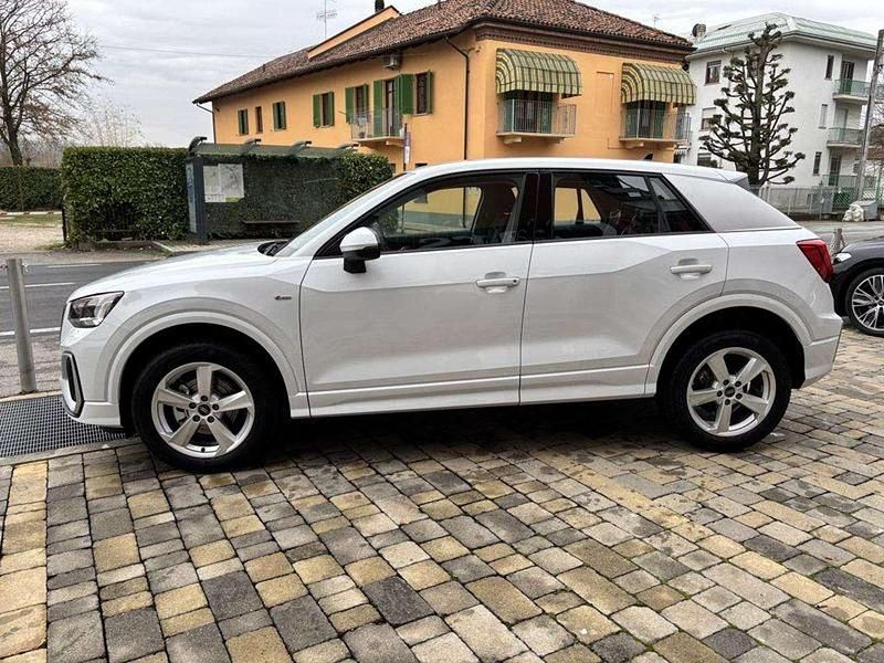 Nuova Audi Q2 S-Line 150 CV (110 kW) 2026 Bianco SUV