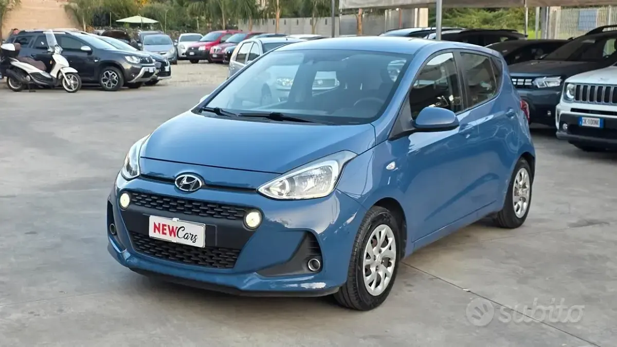 Usata Hyundai i10 Classic 67 CV (49 kW) 2018 Blu Utilitaria