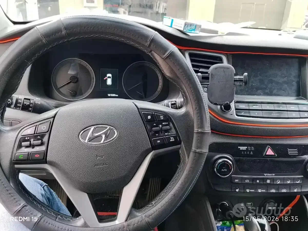 Usata Hyundai Tucson 141 CV (103 kW) 2016 Grigio SUV