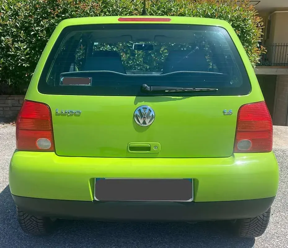 Usata VW Lupo Highline 75 CV (55 kW) 1999 Verde Utilitaria