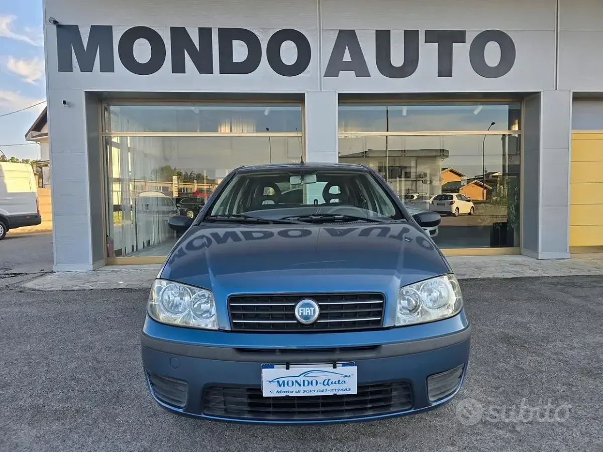 Usata Fiat Punto Dynamic 60 CV (44 kW) 2004 Utilitaria