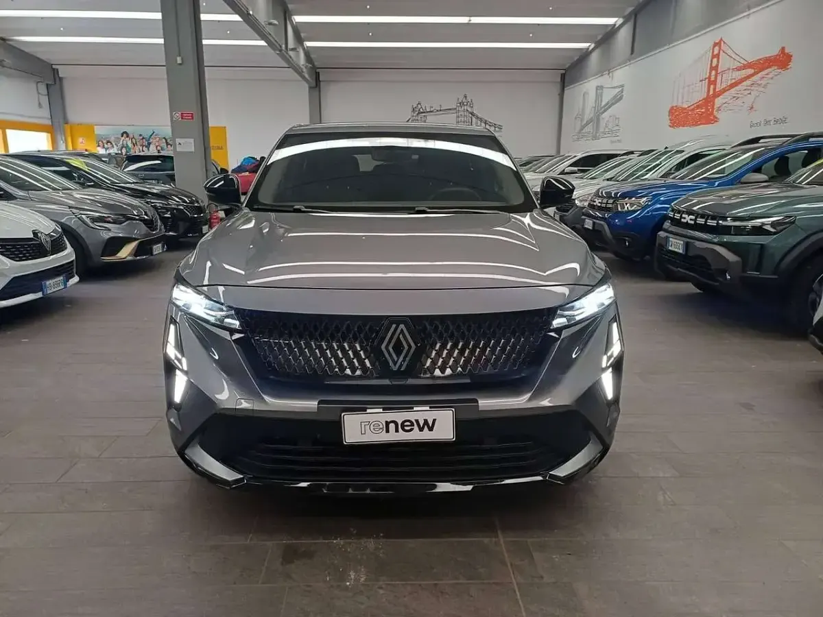 Usata Renault Rafale Techno 131 CV (96 kW) 2024 Grigio scisto metallizzato SUV