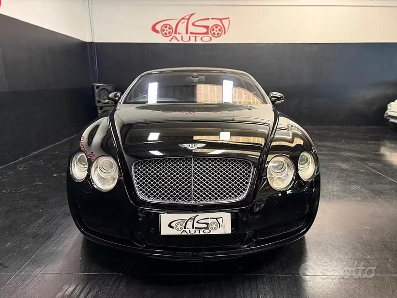 Usata Bentley Continental GT 558 CV (410 kW) 2004 Nero Coupé