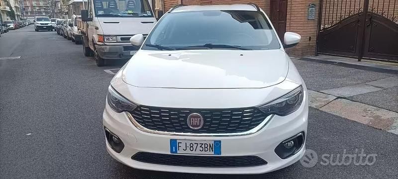 Usata Fiat Tipo Lounge 120 CV (88 kW) 2017 Bianco Station wagon