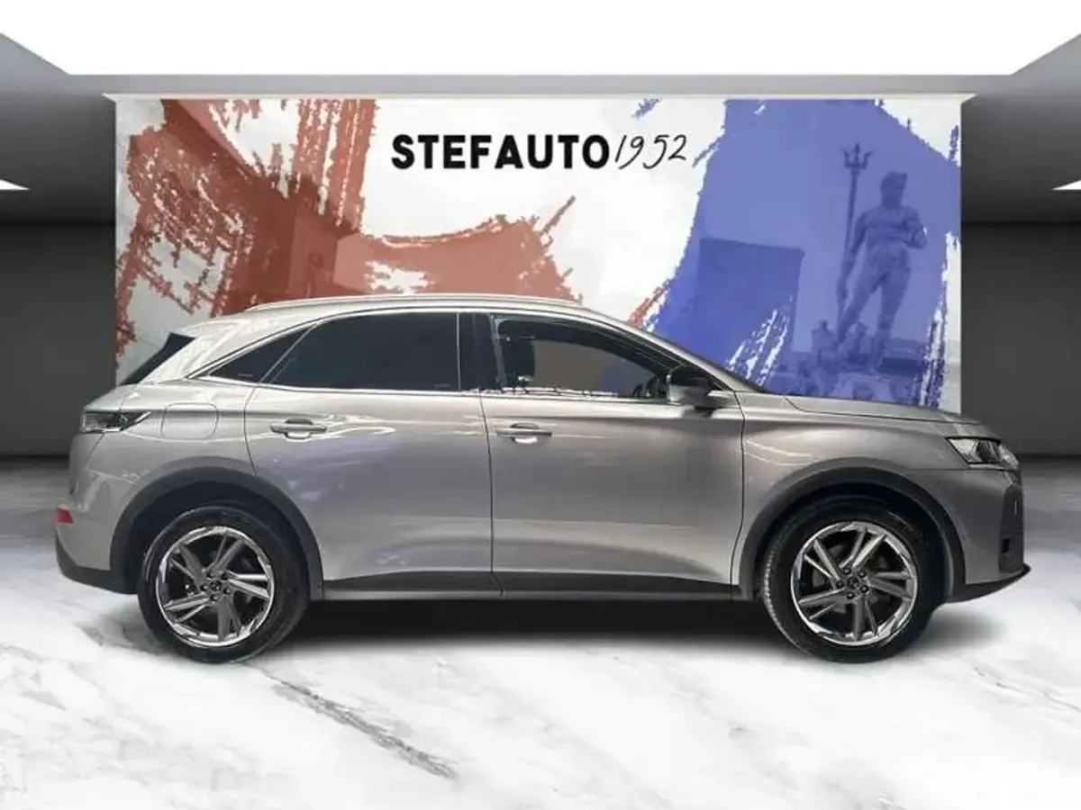 Usata DS Automobiles DS7 Crossback Grand Chic 131 CV (96 kW) 2022 Grigio SUV