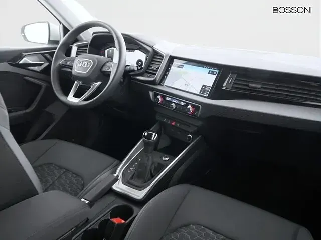 Usata Audi A1 Sportback Business 116 CV (85 kW) 2025 Argento Utilitaria