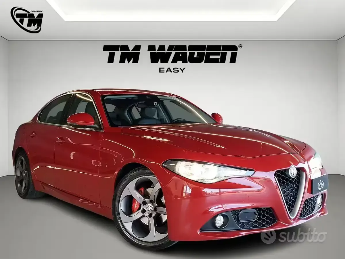 Usata Alfa Romeo Giulia Super 180 CV (132 kW) 2016 Rosso Berlina