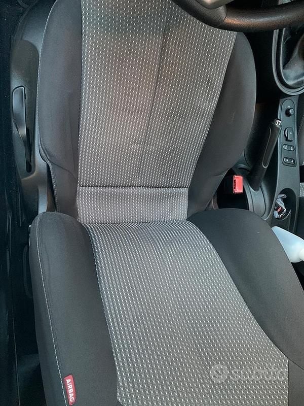 Gebraucht Seat Leon 102 PS (75 kW) 2012 Limousine