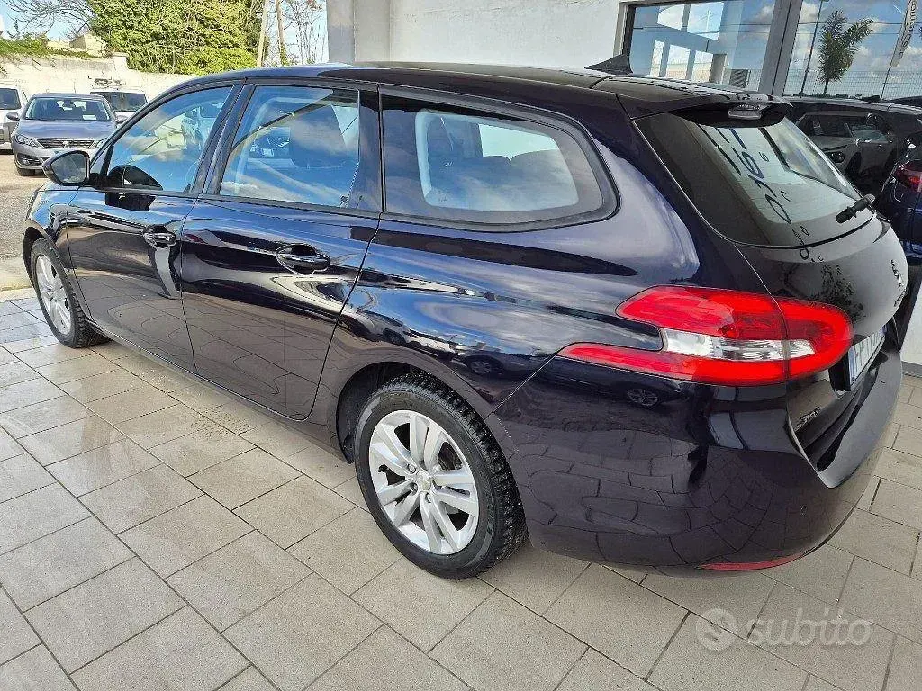 Usata Peugeot 308 Business-Line 120 CV (88 kW) 2017 Blu Station wagon