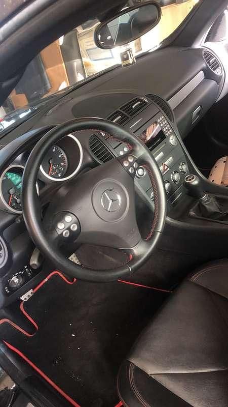 Usata Mercedes SLK200 163 CV (119 kW) 2007 Nero Cabrio