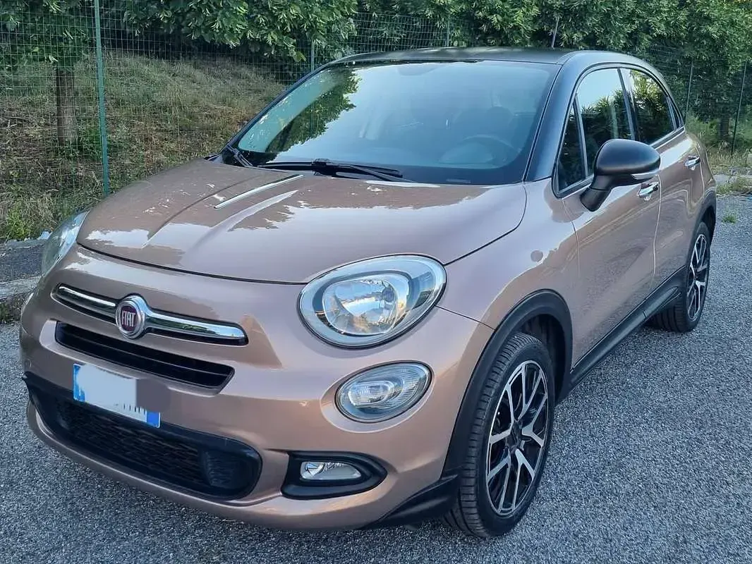 Usado Fiat 500 Cross 120 CV (88 kW) 2018 Marrón Familiar