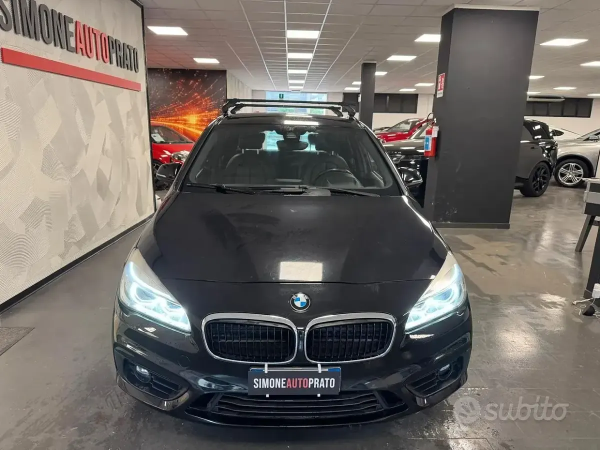 Usata BMW 218 Luxury Line 150 CV (110 kW) 2015 Nero Station wagon