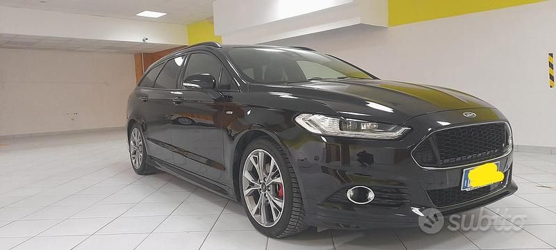 Usata Ford Mondeo 180 CV (132 kW) 2018 Nero Station wagon