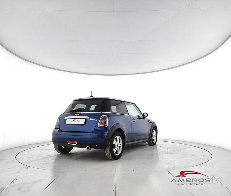 Usata Mini Cooper D 109 CV (80 kW) 2007 Blu Utilitaria