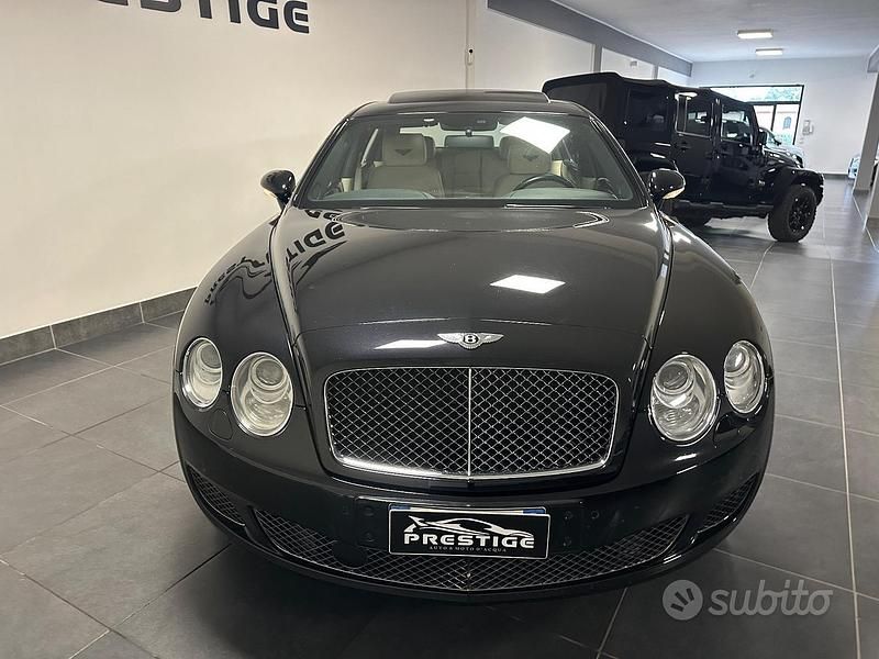 Usata Bentley Continental Flying Spur 610 CV (448 kW) 2009 Blu Berlina