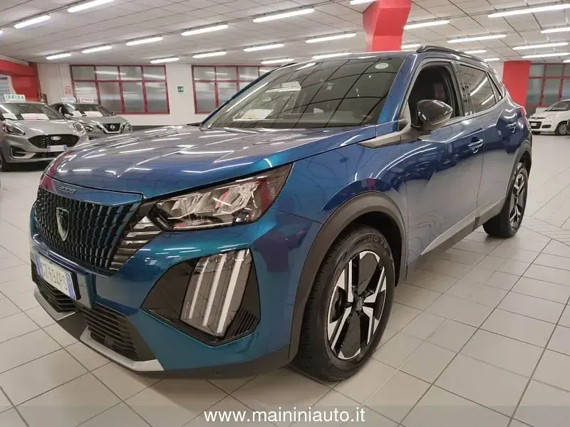 Usata Peugeot 2008 Allure 102 CV (75 kW) 2025 SUV