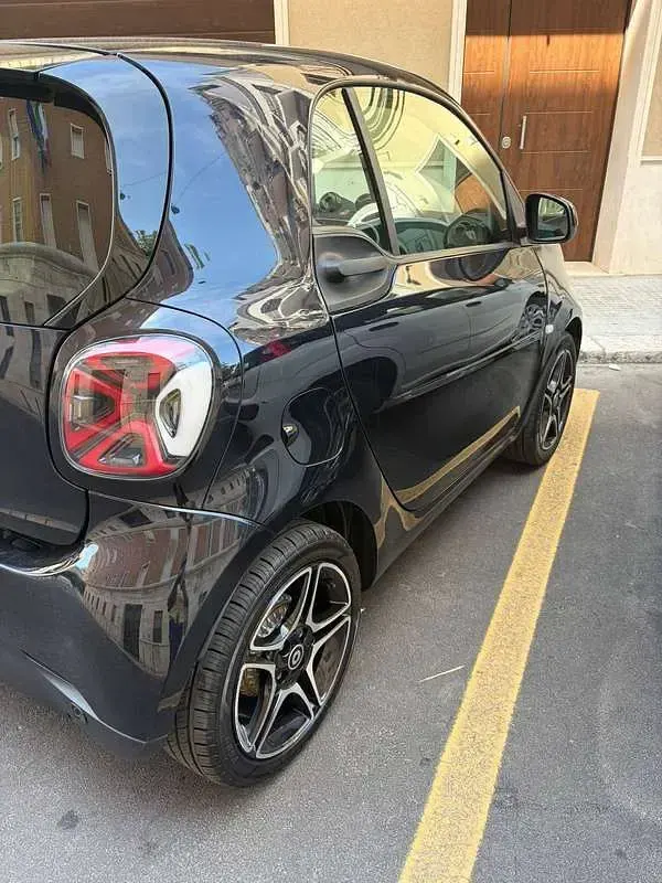 Usata Smart ForTwo Coupé Pulse 41 kW (56 CV) 2023 Blu/azzurro Utilitaria