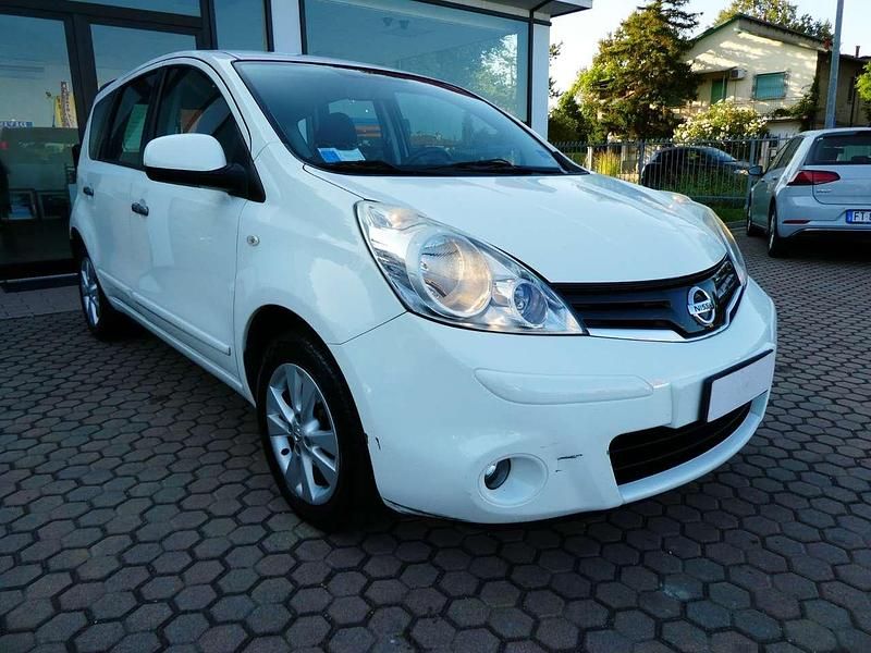 Usata Nissan Note Acenta 88 CV (64 kW) 2011 Bianco Monovolume