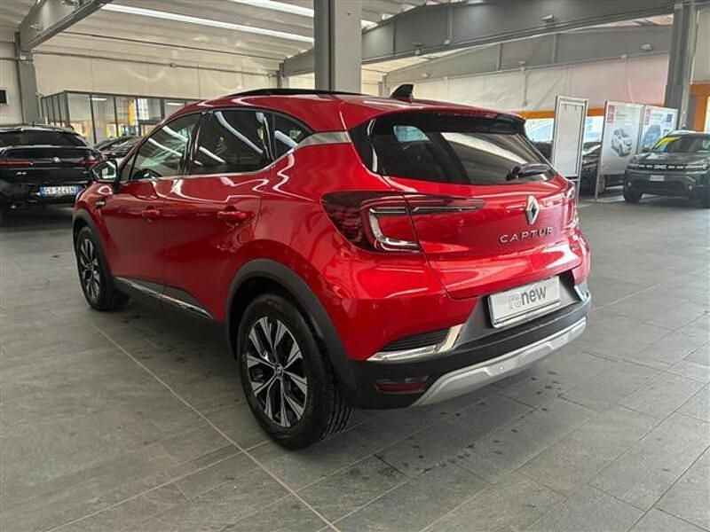 Usata Renault Captur Techno 145 CV (106 kW) 2023 Rosso SUV