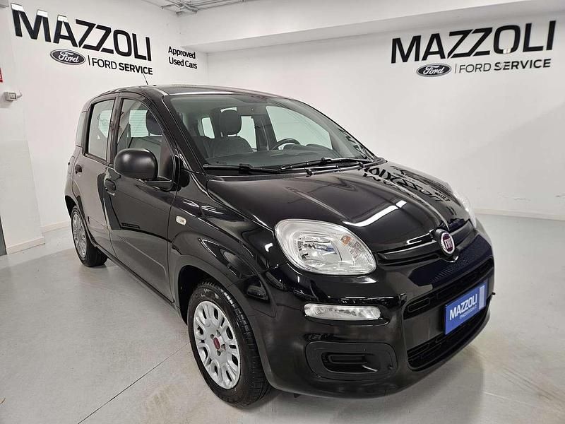 Nero Usata 2022 Fiat Panda Tre volumi | 11.900 € (Buon prezzo) - Immagine 1/4