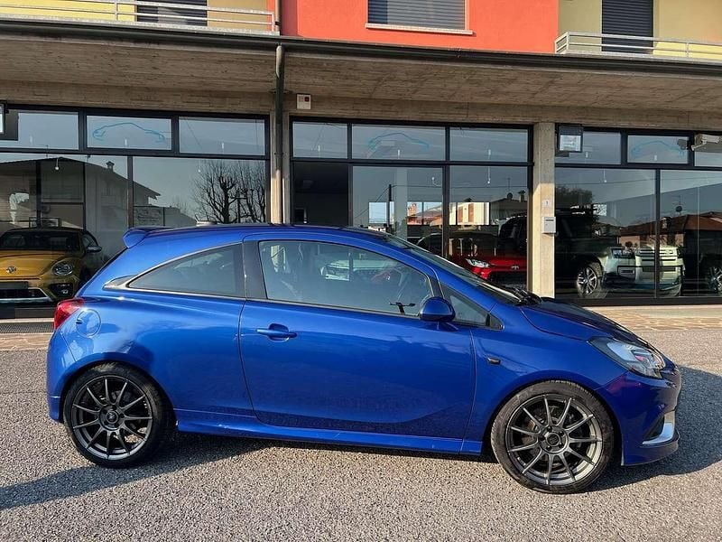 Usata Opel Corsa OPC 207 CV (152 kW) 2017 Blu/azzurro Utilitaria