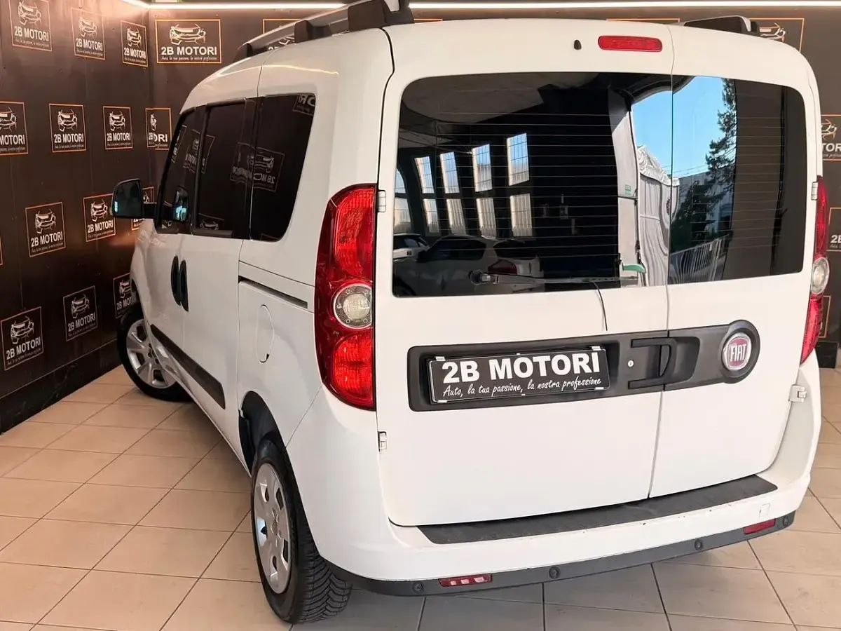 Usata Fiat Doblò Dynamic 90 CV (66 kW) 2014 Bianco Monovolume