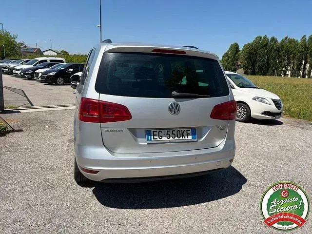 Usata VW Sharan Comfortline 140 CV (102 kW) 2011 Gray Monovolume