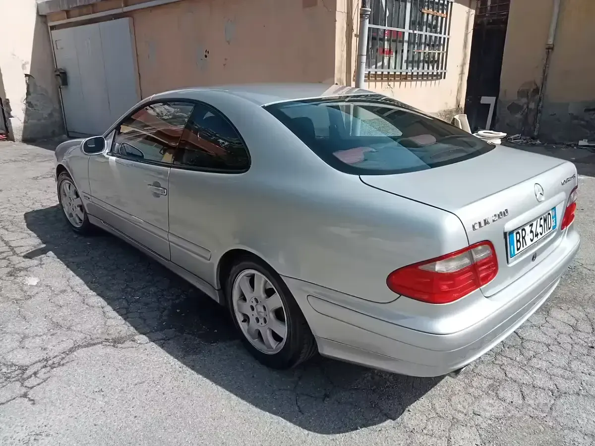 Occasion Mercedes CLK200 163 ch (119 kW) 2001 Coupé